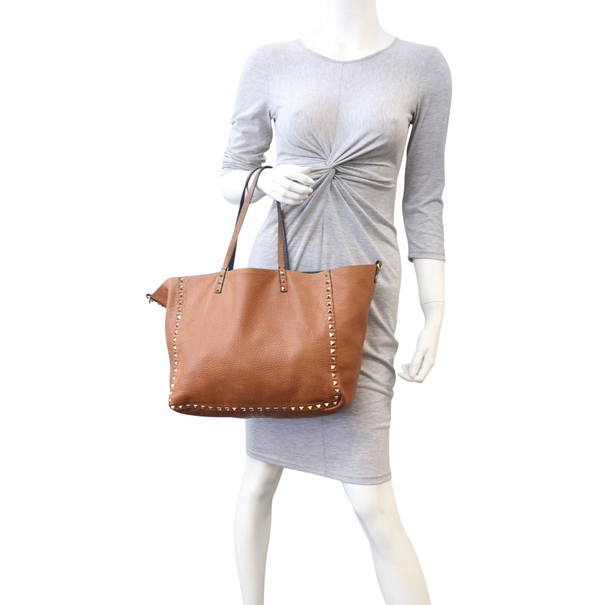 Valentino Rockstud Reversible Tote Mannequin
