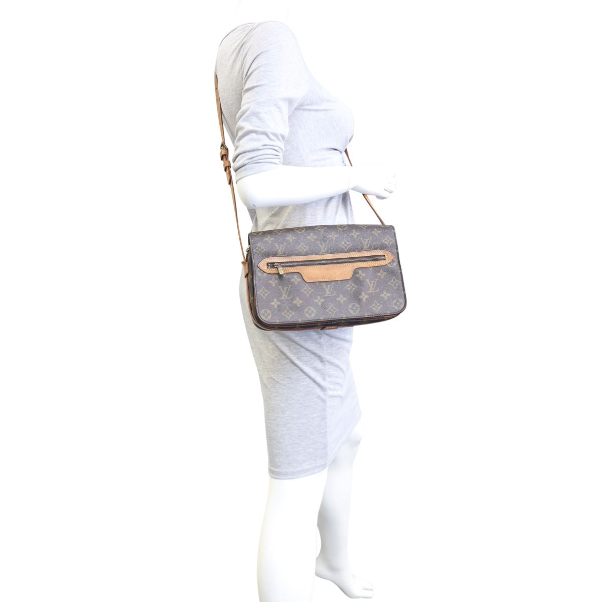 Louis Vuitton Saint Germain 28 Monogram Mannequin
