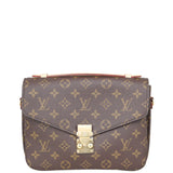 Louis Vuitton Pochette Metis Monogram Front