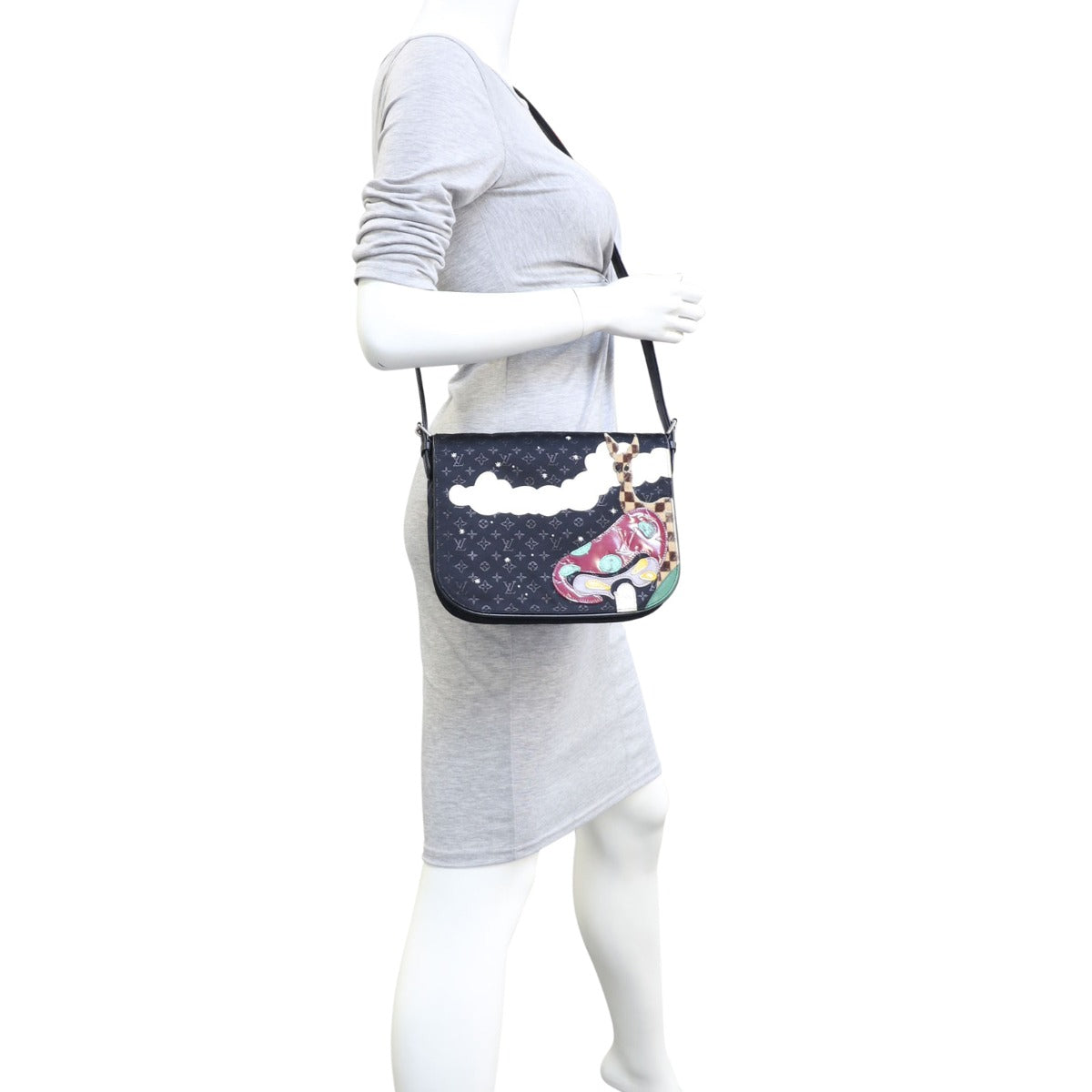 Louis Vuitton Conte De Fees Musette Bag Mannequin
