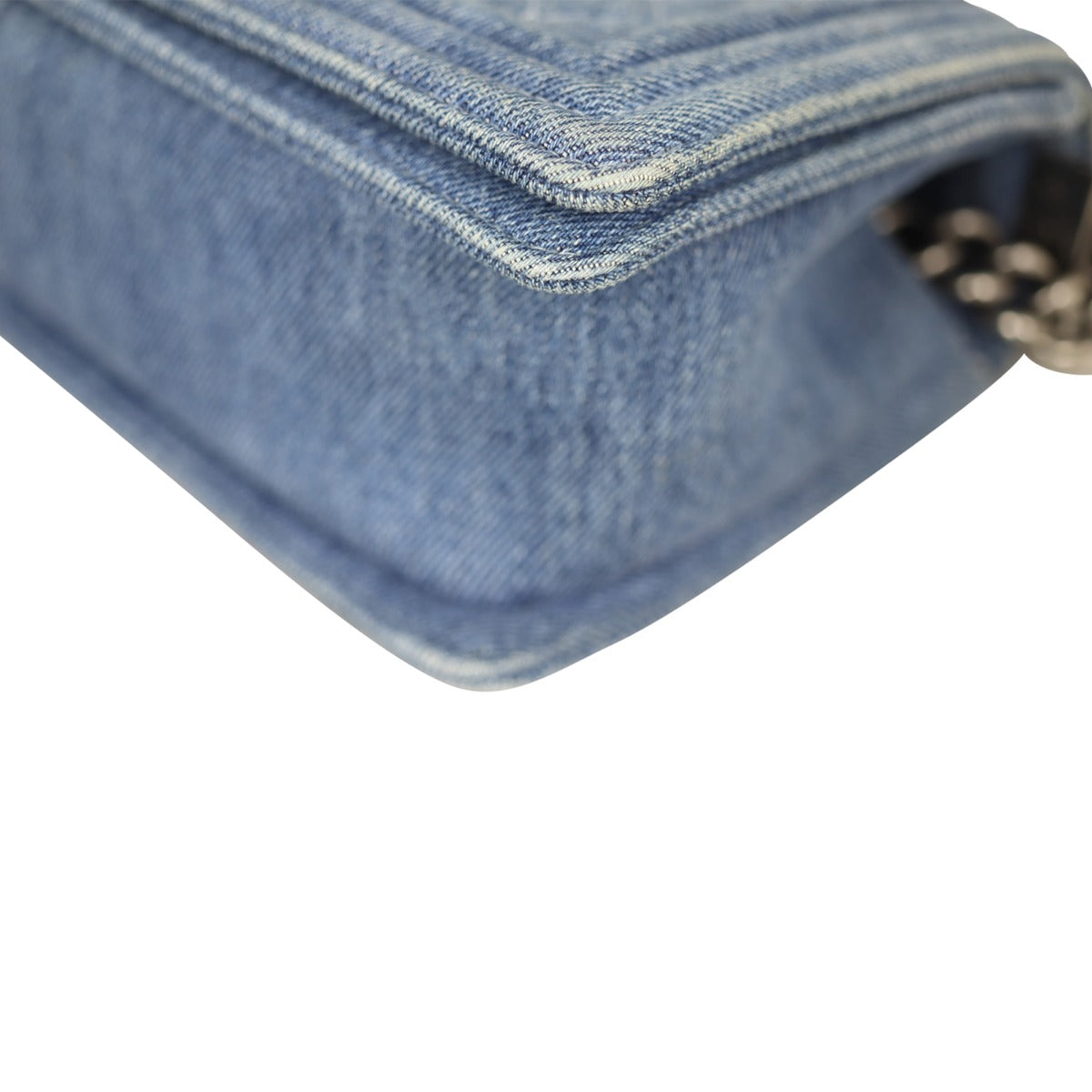 Chanel Boy Old Medium Denim Corner
