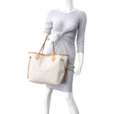 Louis Vuitton Neverfull MM Damier Azur Mannequin
