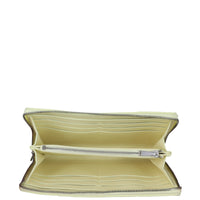 Bottega Veneta Zip-Around Wallet Whole interior
