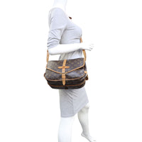 Louis Vuitton Saumur 30 Monogram Mannequin
