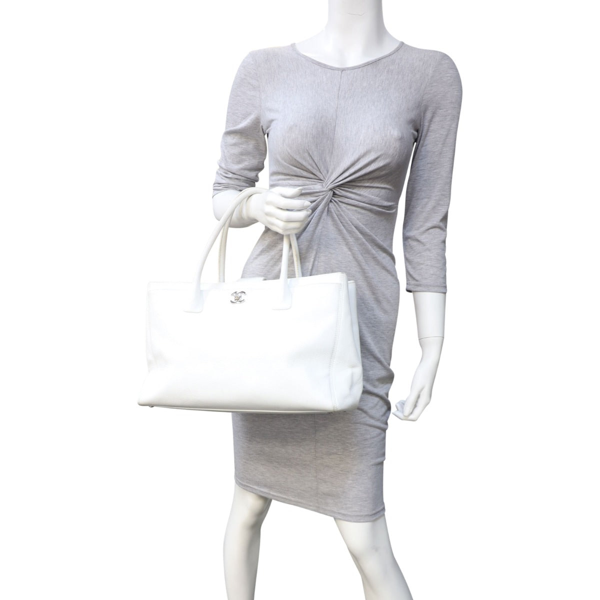 Chanel Cerf Tote Mannequin
