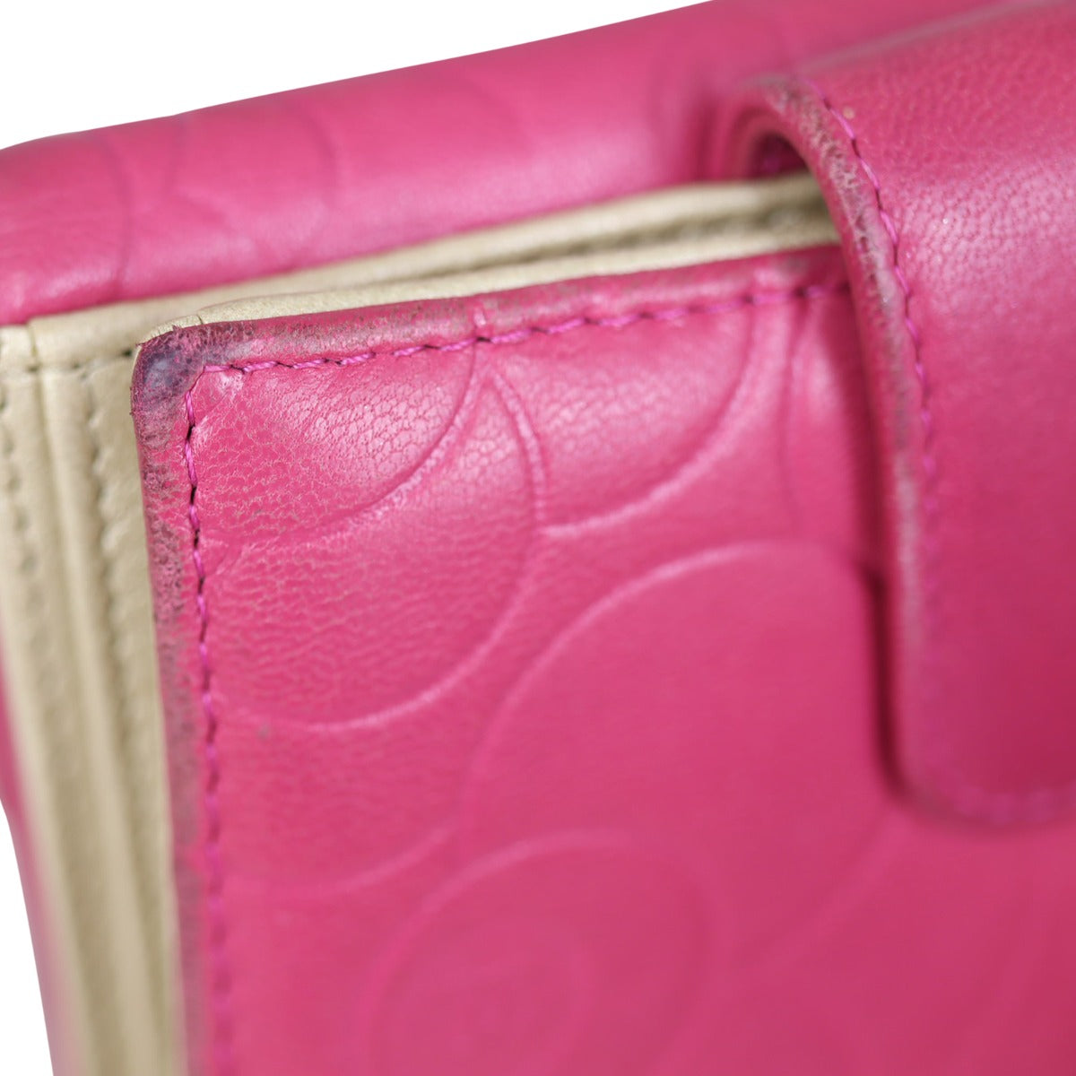 Chanel Camellia Embossed Compact Wallet Corner
