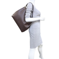 Louis Vuitton Graceful MM Damier Ebene Mannequin
