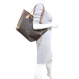 Louis Vuitton Neverfull MM Monogram Mannequin
