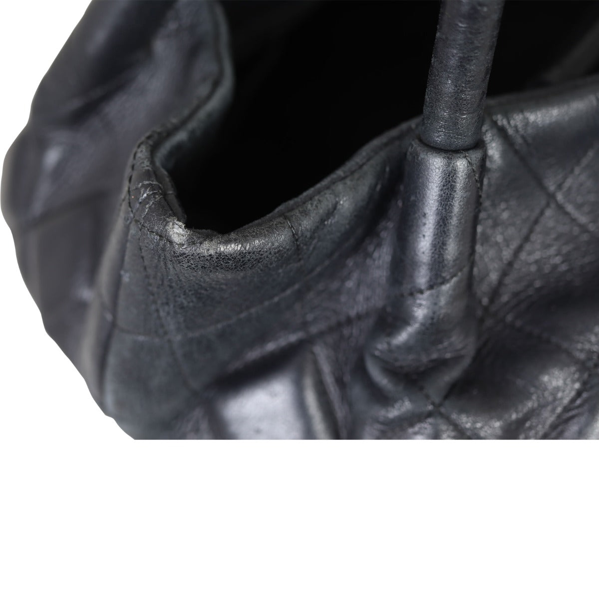 Chanel Sloane Square Tote Corner
