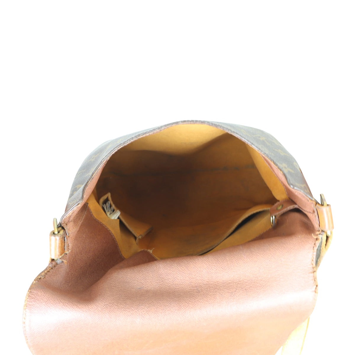 Louis Vuitton Musette Salsa Monogram Whole interior
