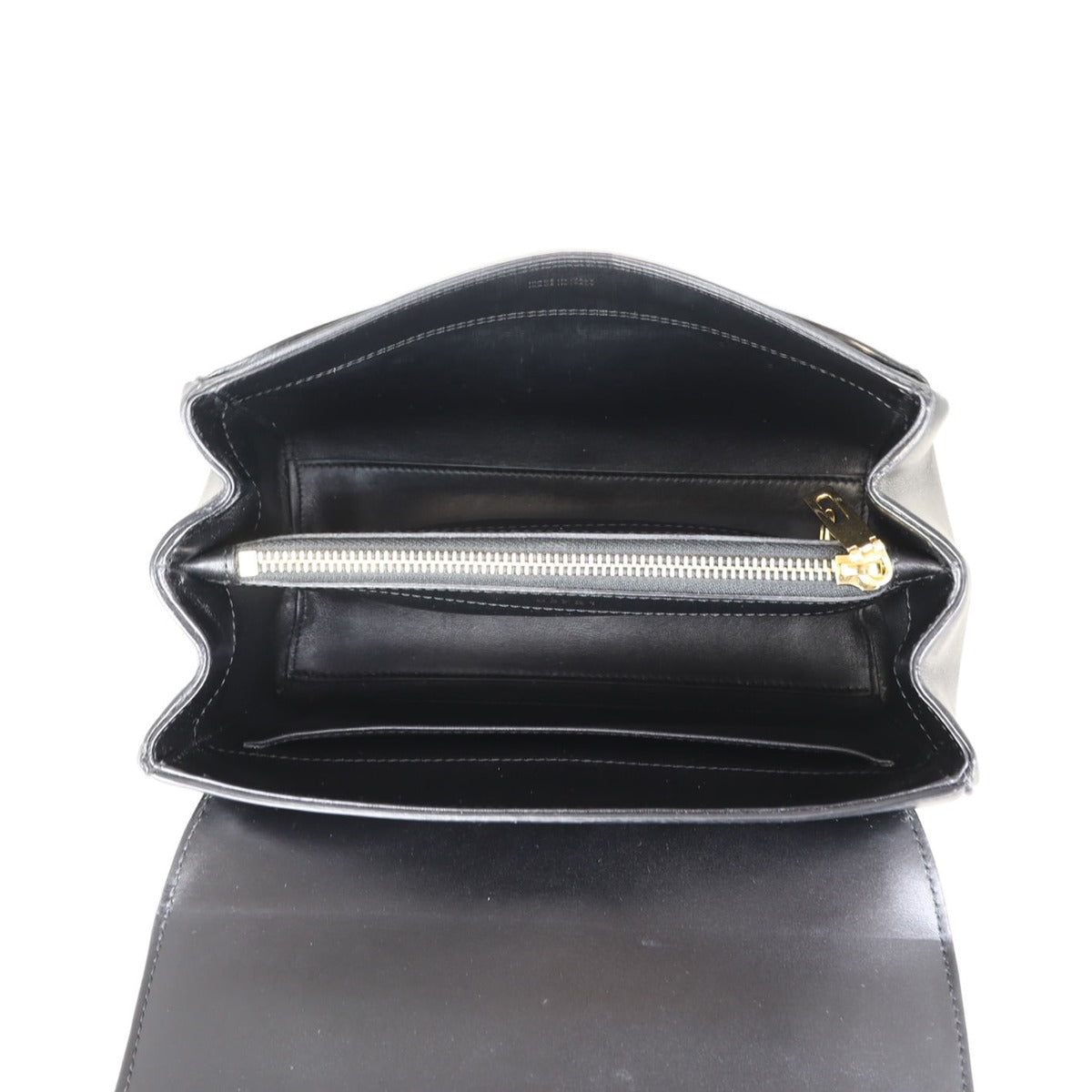 Celine 16 Small Whole interior
