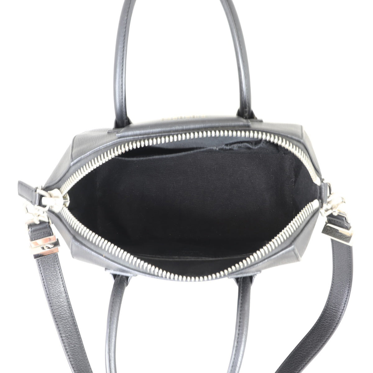 Givenchy Antigona Small Whole interior
