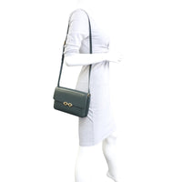 Saint Laurent Le Maillon Satchel Mannequin
