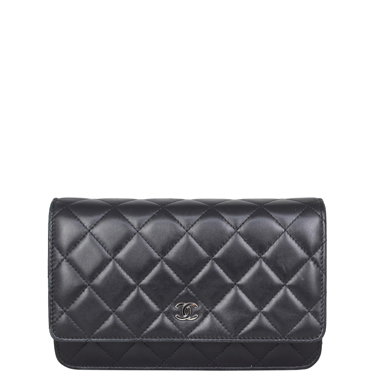Chanel Classic Wallet on Chain Front
