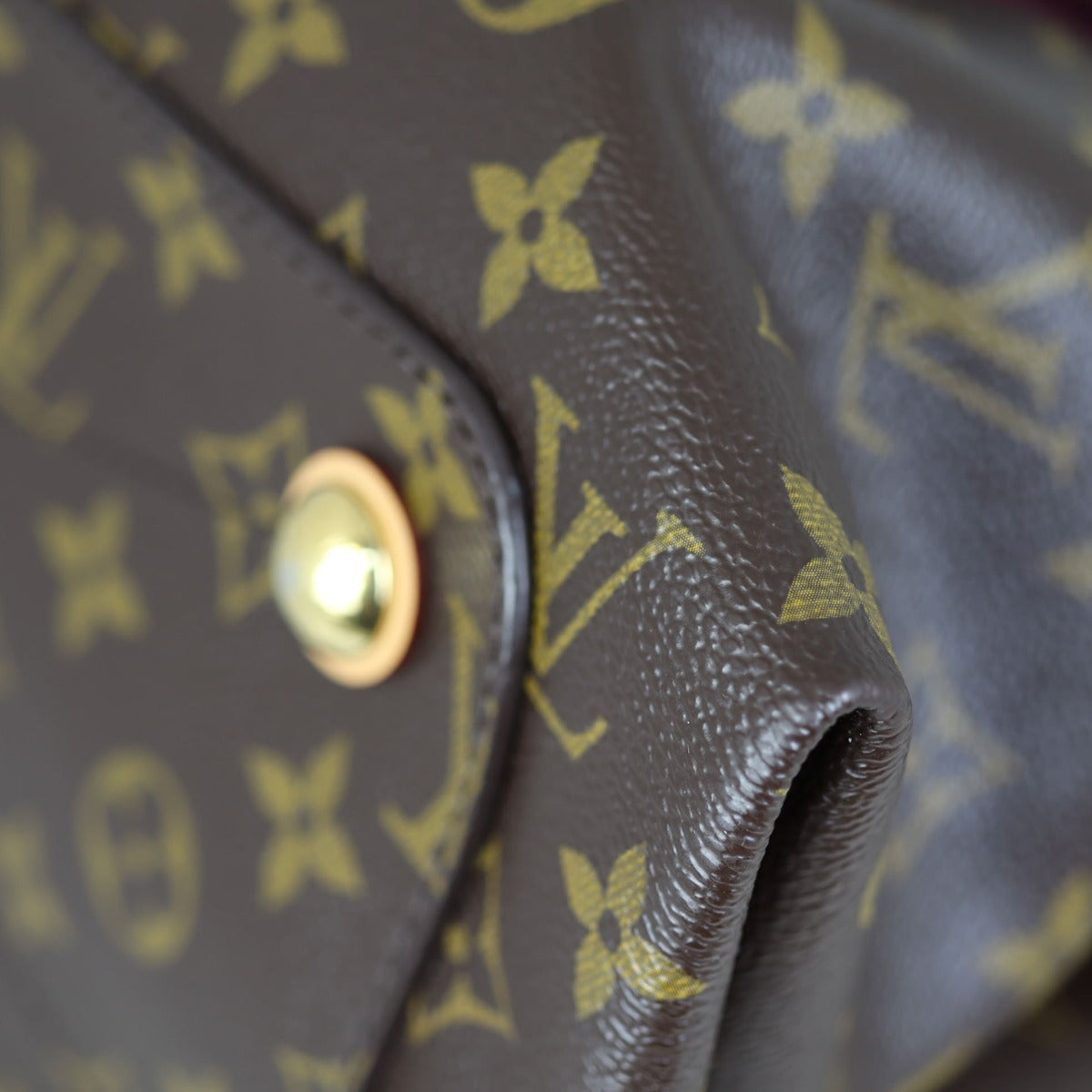 Louis Vuitton Olympe Monogram Corner
