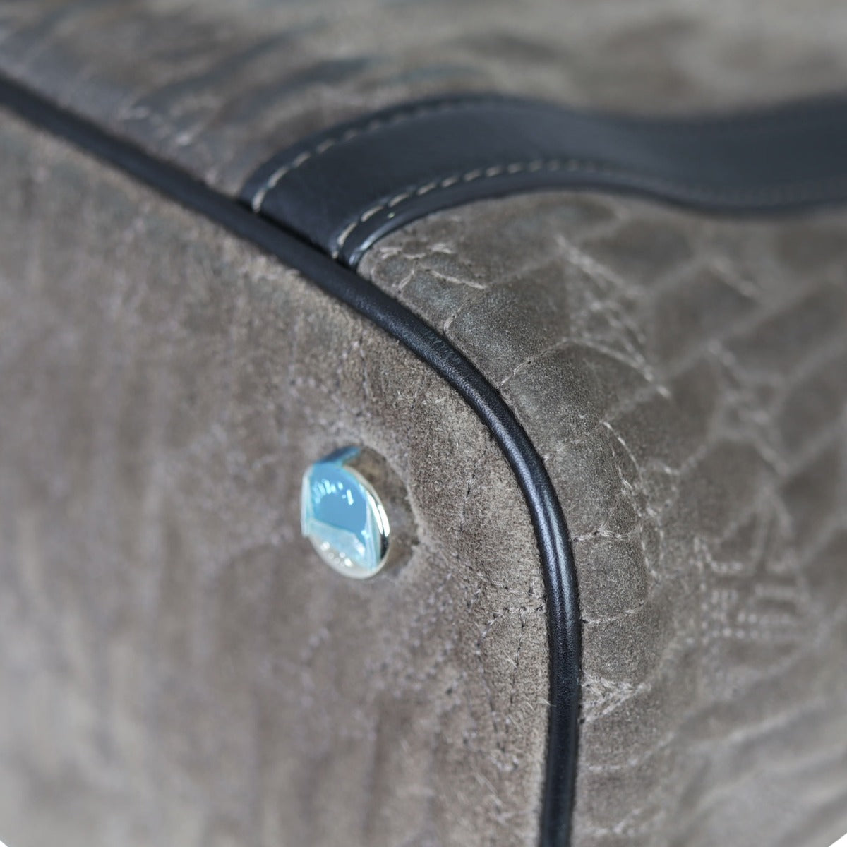 Louis Vuitton Antheia Ixia PM Monogram Corner
