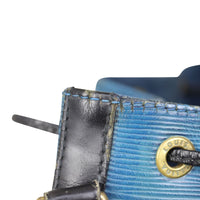 Louis Vuitton Petit Noe Epi Corner
