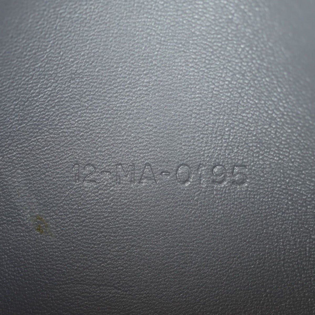 Dior Miss Dior Promenade Pouch Date code
