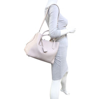 Dior Open Bar Tote Mannequin
