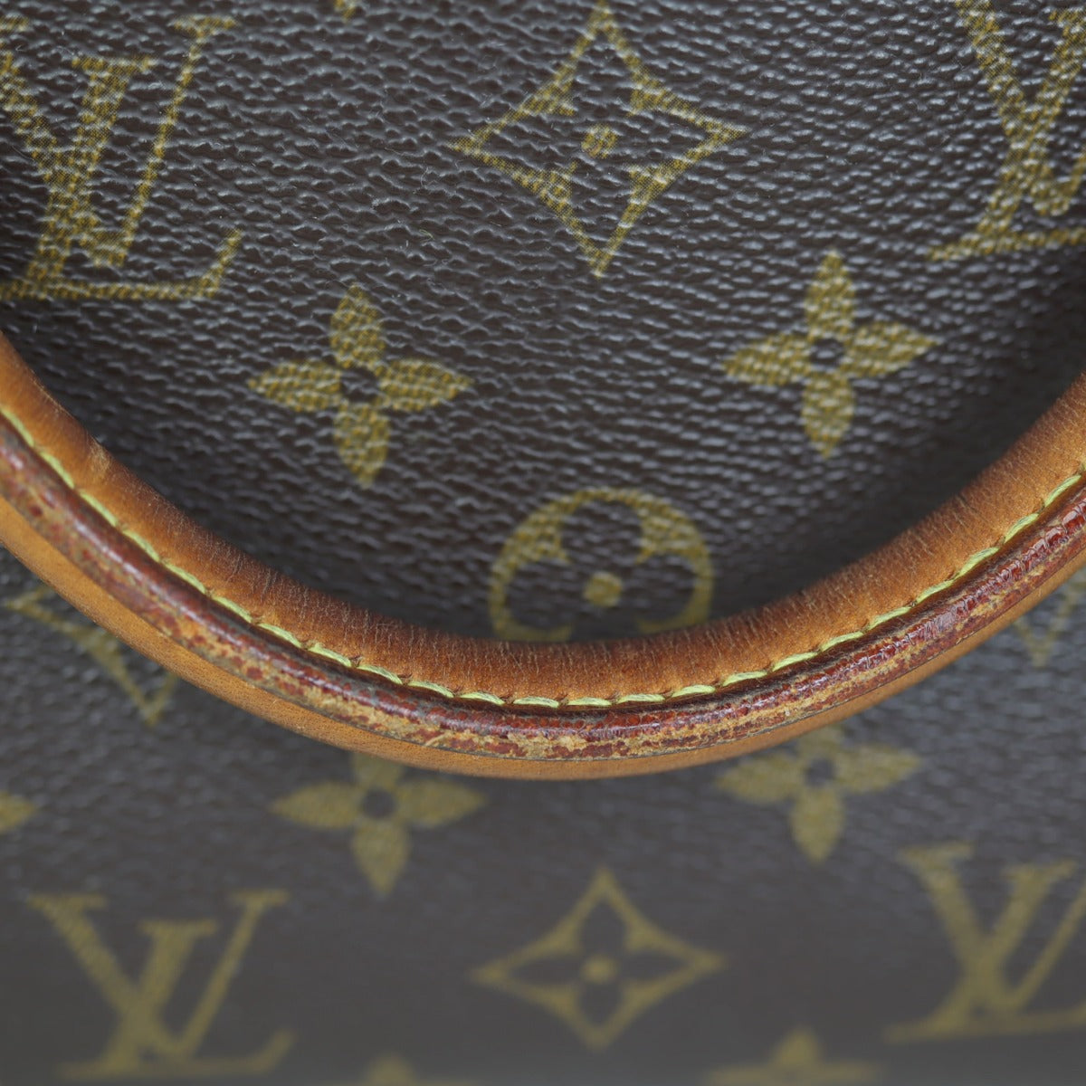 Louis Vuitton Ellipse PM Monogram Corner
