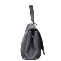 Louis Vuitton Lockme II Side
