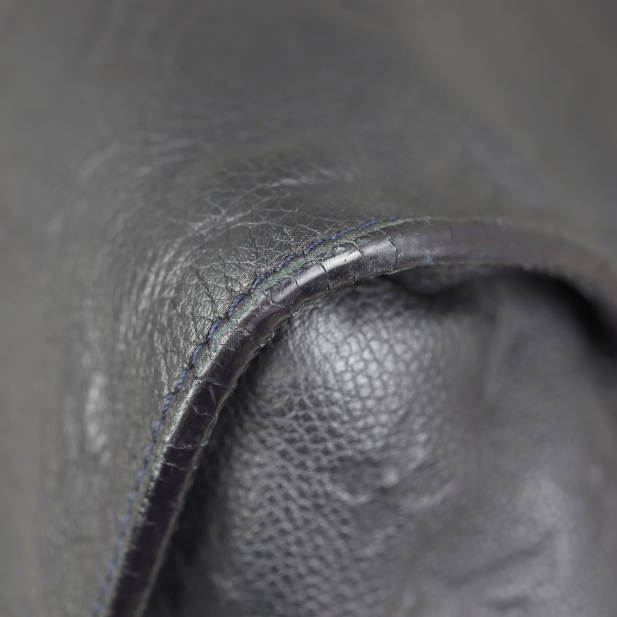 Louis Vuitton Lumineuse GM Monogram Empreinte Corner
