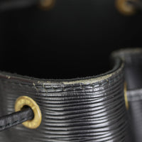 Louis Vuitton Noe Epi Corner
