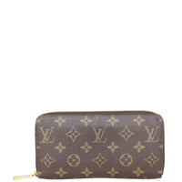 Louis Vuitton Zippy Wallet Monogram Front
