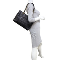 Chanel Grand Shopping Tote Mannequin

