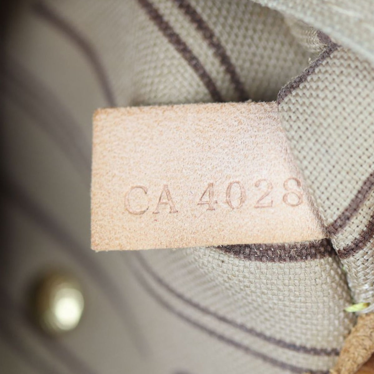 Louis Vuitton Neverfull MM Monogram Date code
