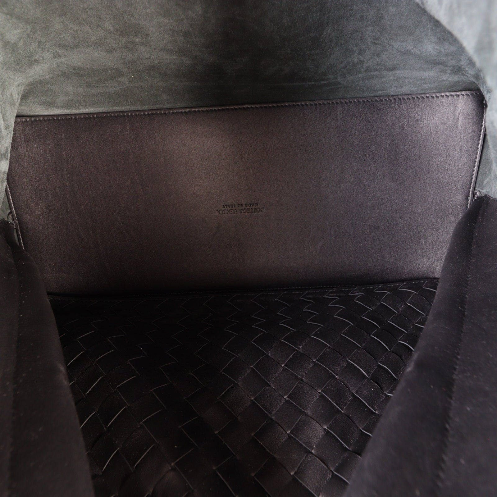 Bottega Veneta Andiamo Large_IMG_0929.jpg