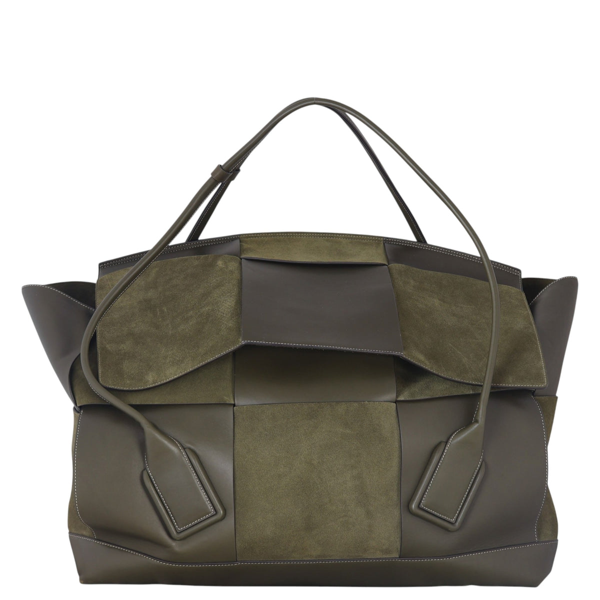 Bottega Veneta Arco Tote Maxi_IMG_6720.jpg