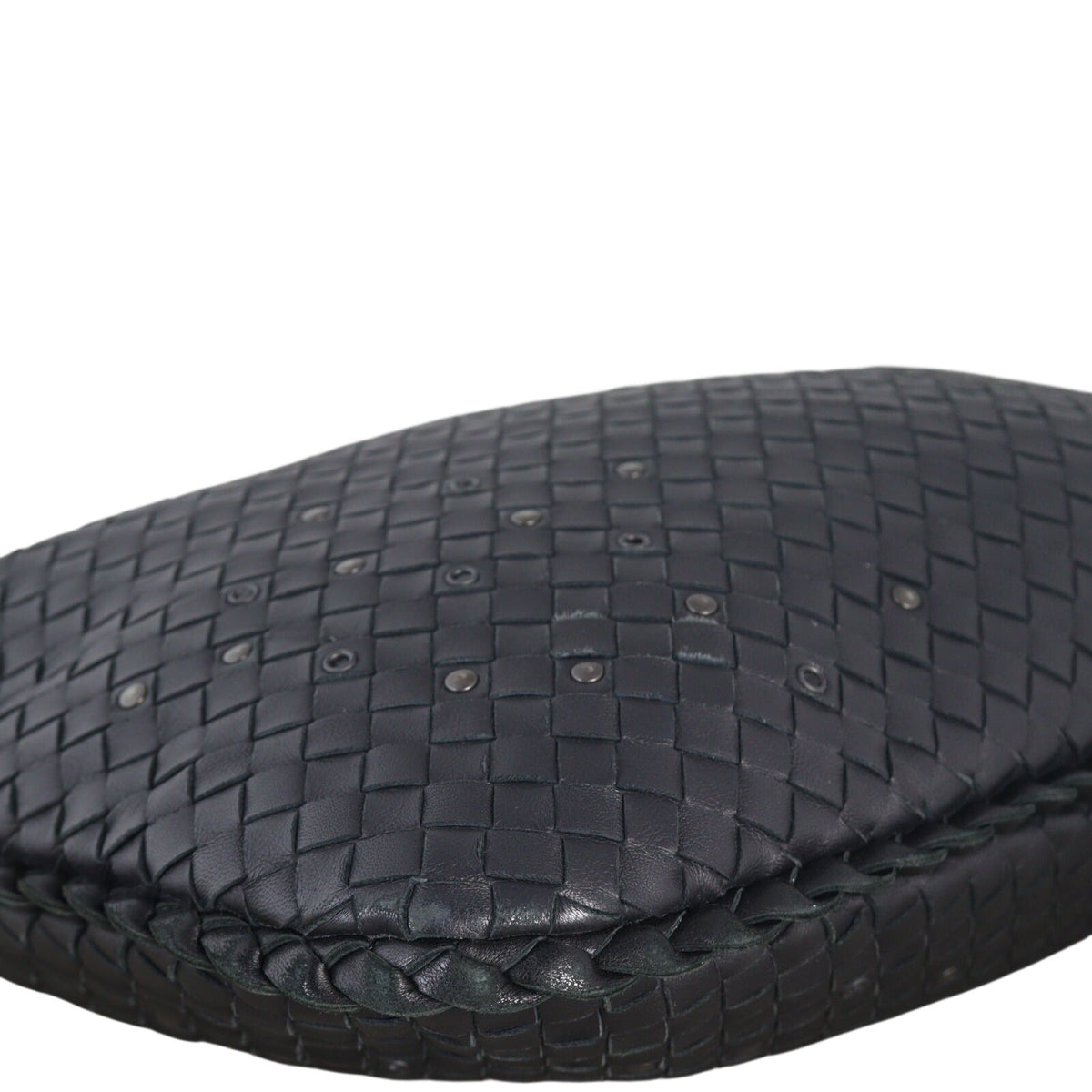 Bottega Veneta Intrecciato Grommet Hobo_IMG_6093.jpeg