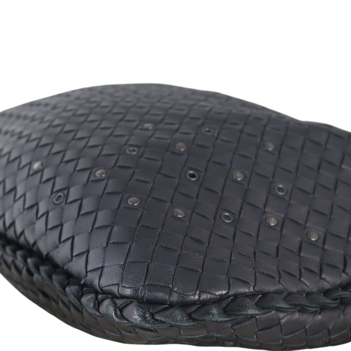 Bottega Veneta Intrecciato Grommet Hobo_IMG_6094.jpeg
