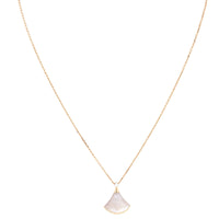 Bvlgari Diva's Dream 18k Rose Gold Diamond Mother of Pearl Pendant Necklace_IMG_5424.jpg