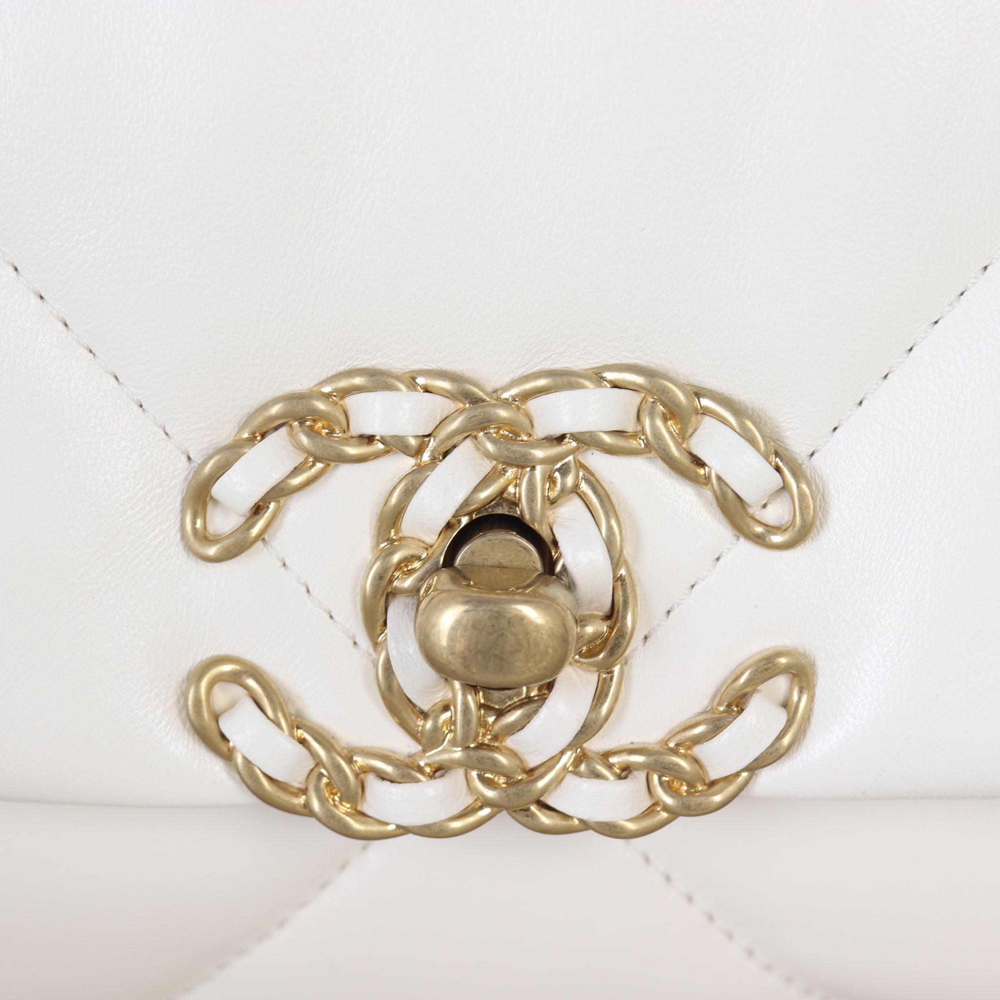 Chanel 19 Flap Bag Medium