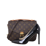 Louis Vuitton Pochette Metis Monogram
