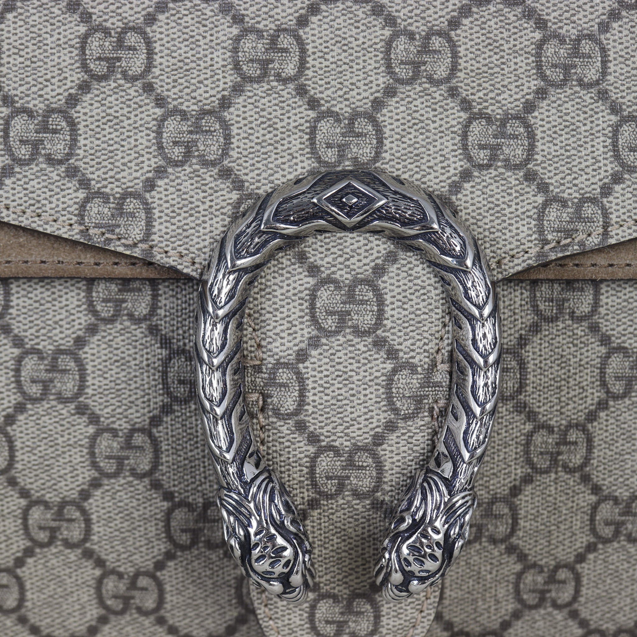 Gucci Dionysus GG Supreme Small Shoulder Bag