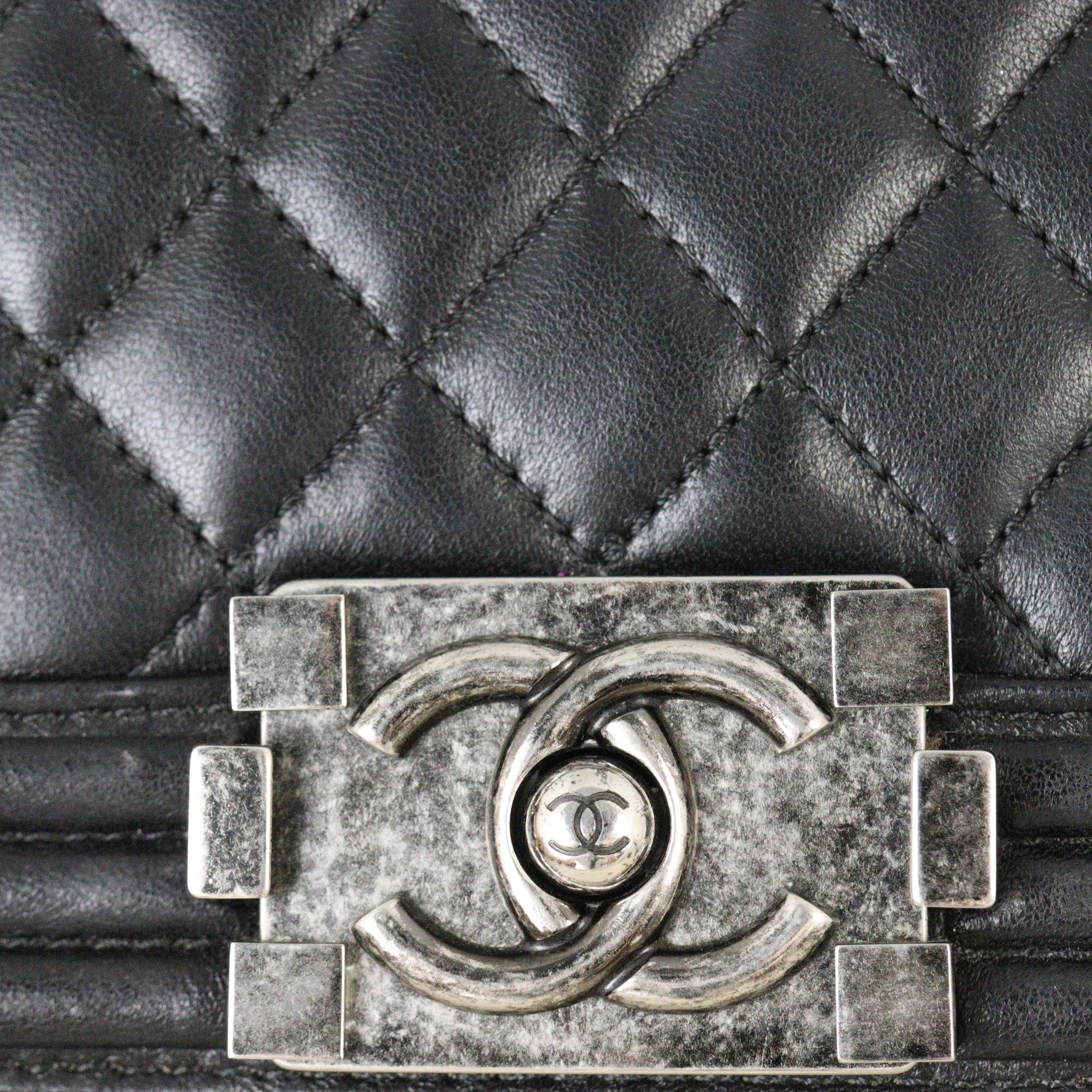 Chanel Boy Old Medium