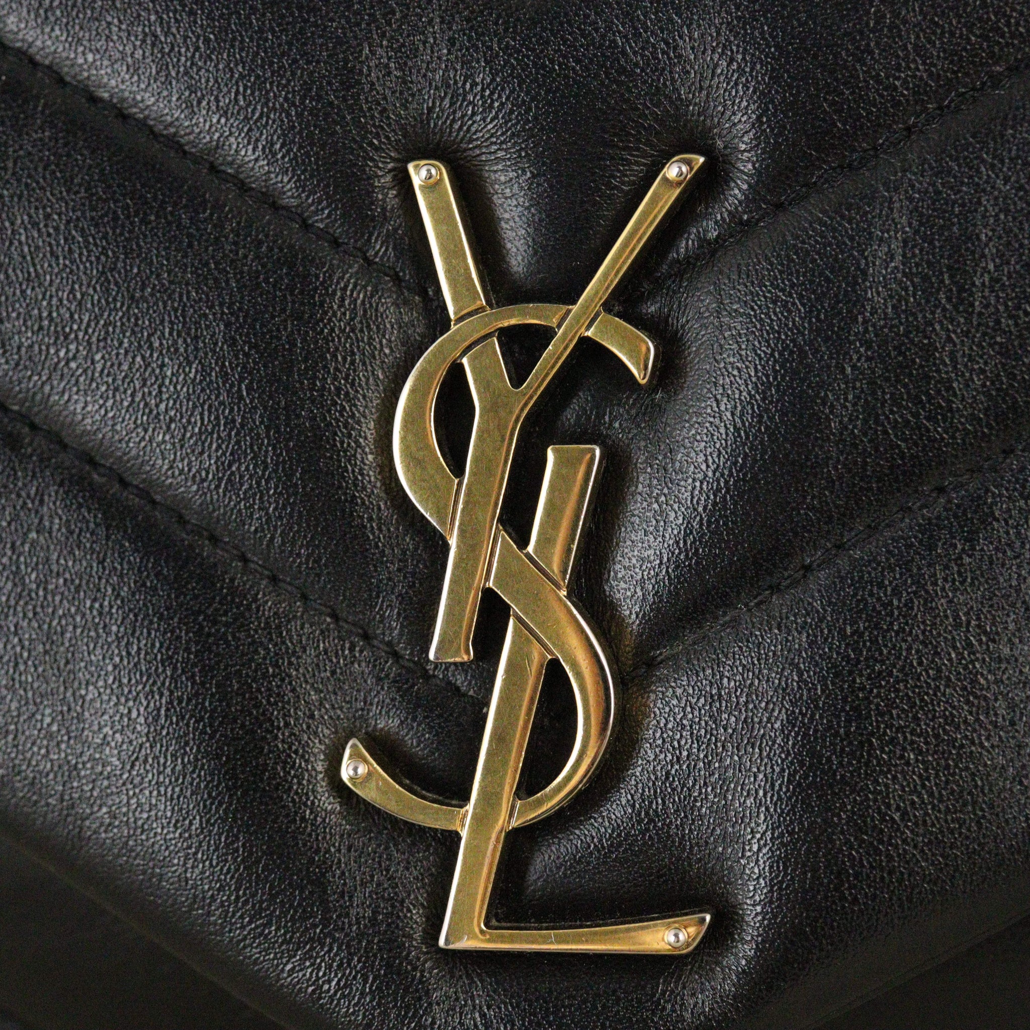 Saint Laurent Loulou Small