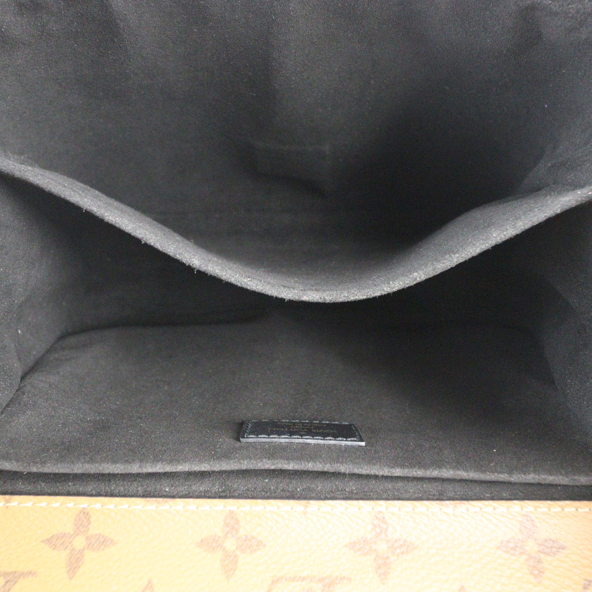 Louis Vuitton Pochette Metis Monogram Reverse