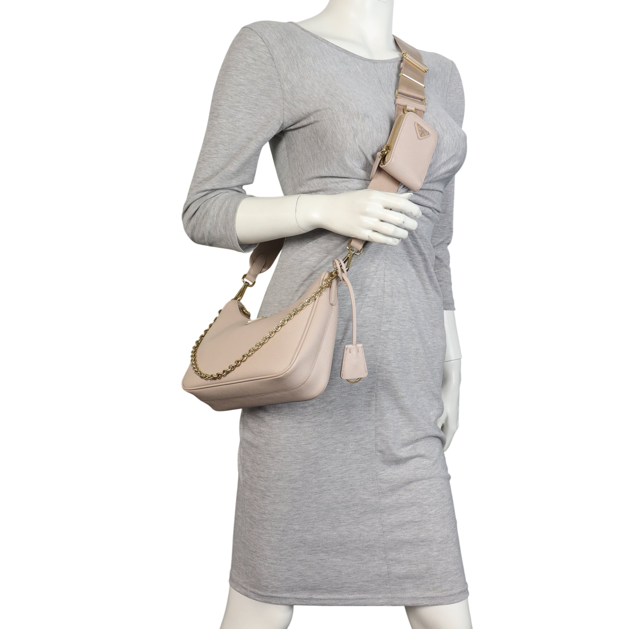 Prada Re-edition 2005 Saffiano Shoulder Bag