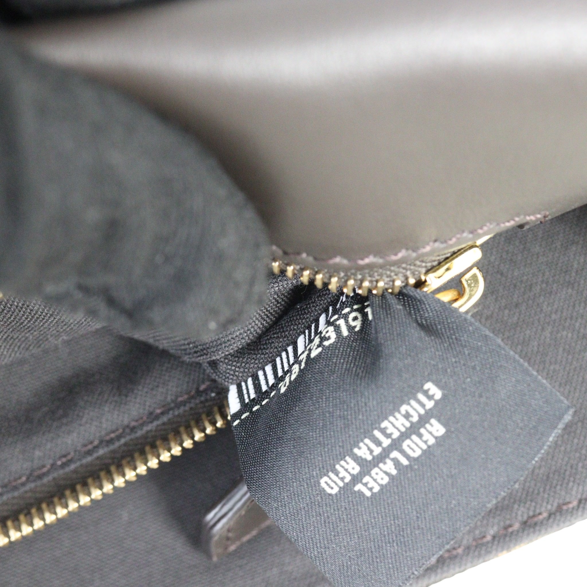 Fendi Baguette Chain Midi Bag