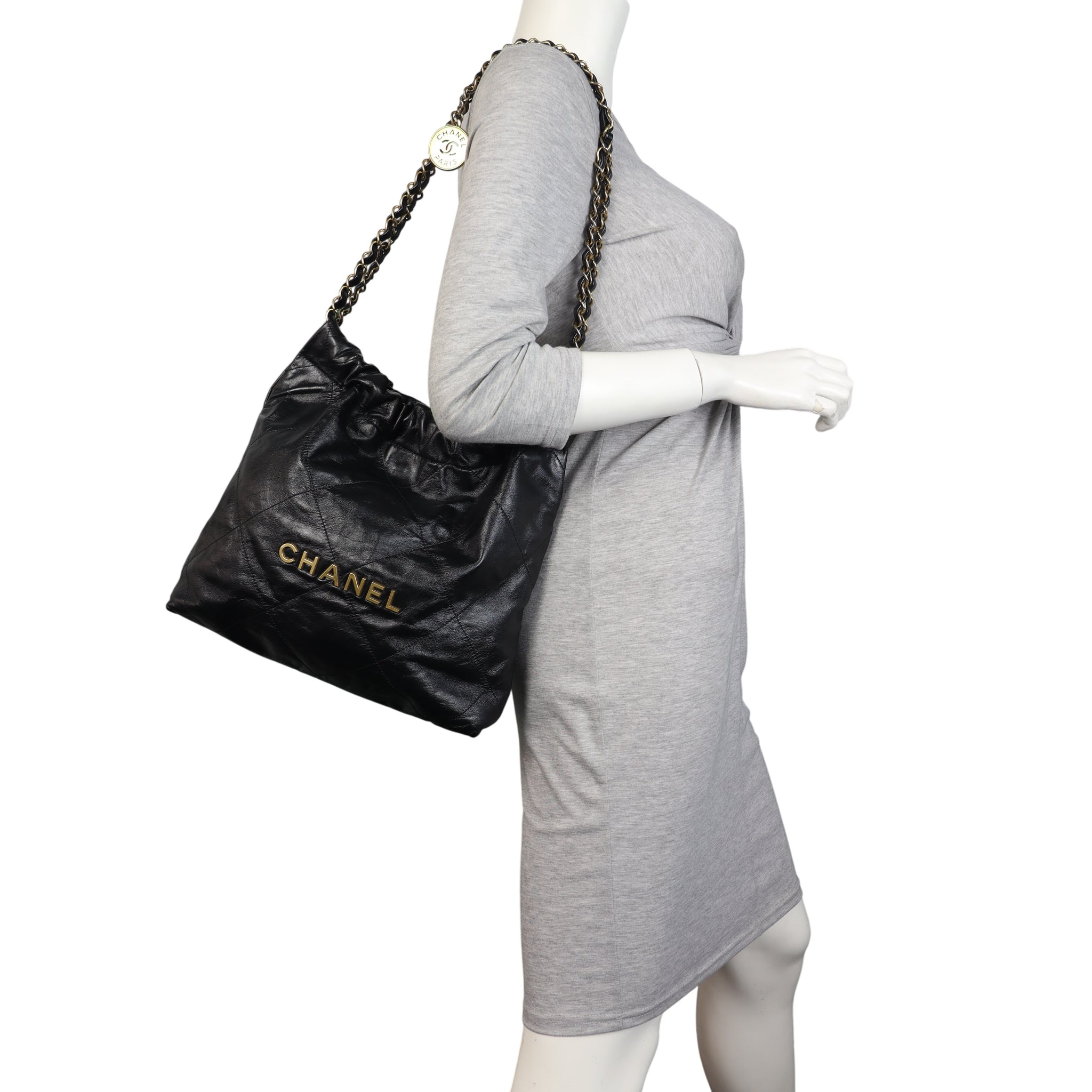 Chanel 22 Hobo Small