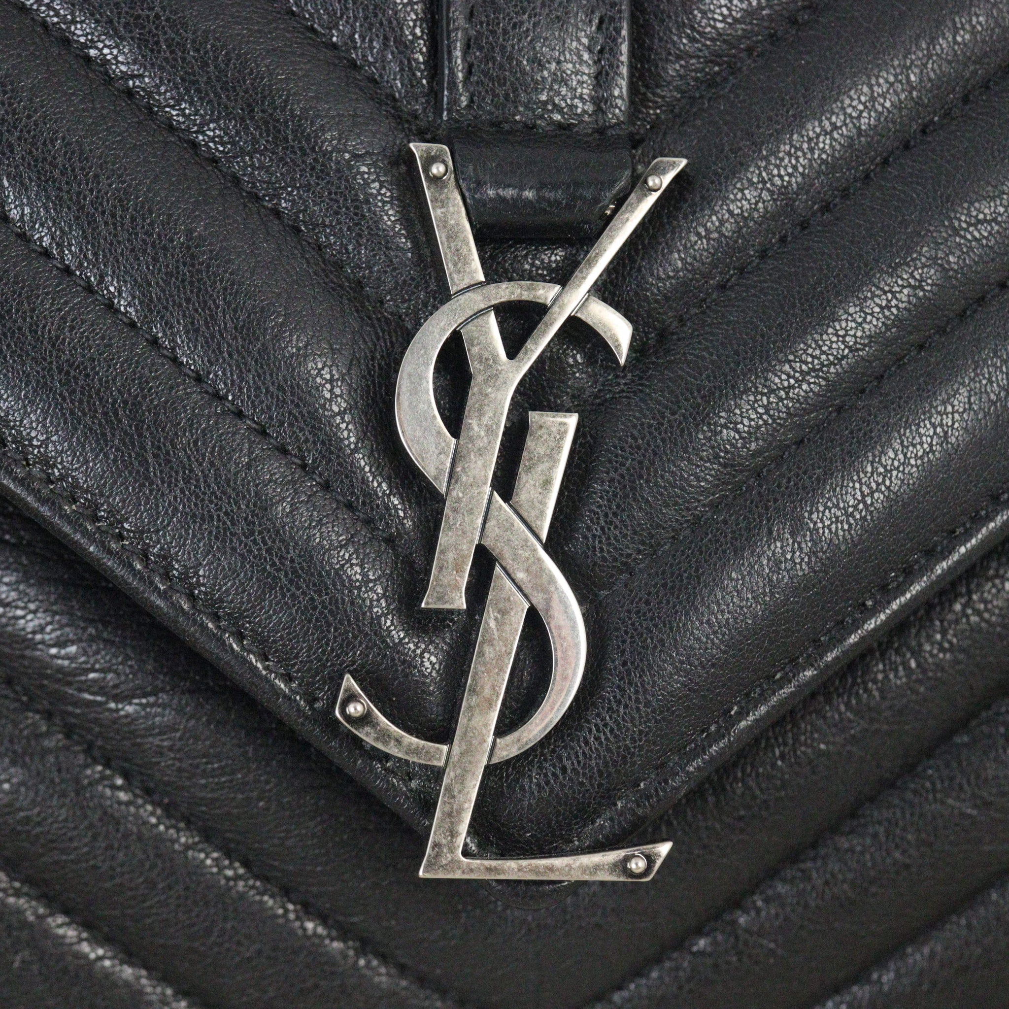 Saint Laurent College Medium