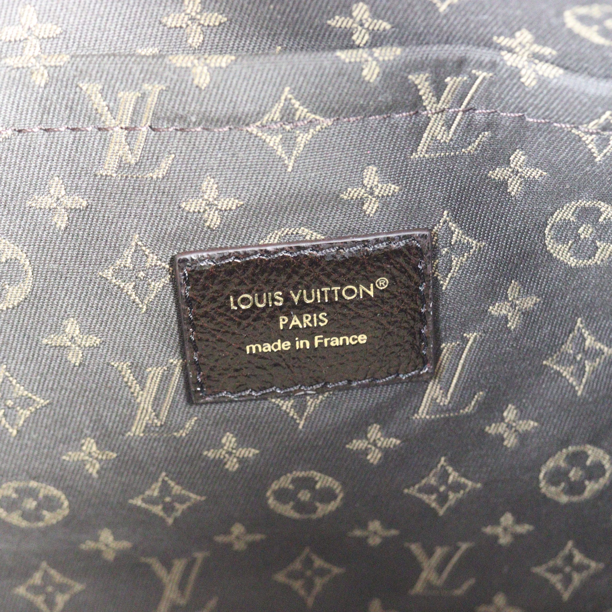Louis Vuitton Express MM