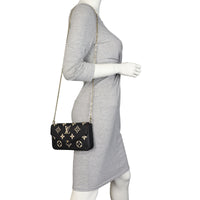 Louis Vuitton Pochette Felicie Monogram Empreinte Giant Bicolour