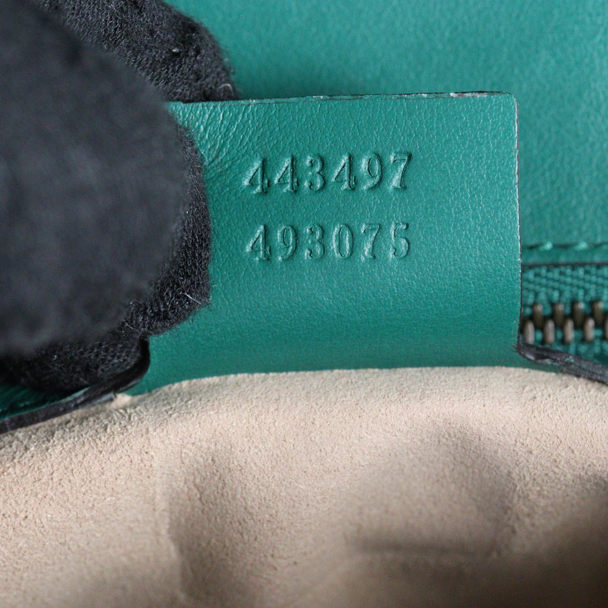 Gucci GG Marmont Matelasse Medium Shoulder Bag