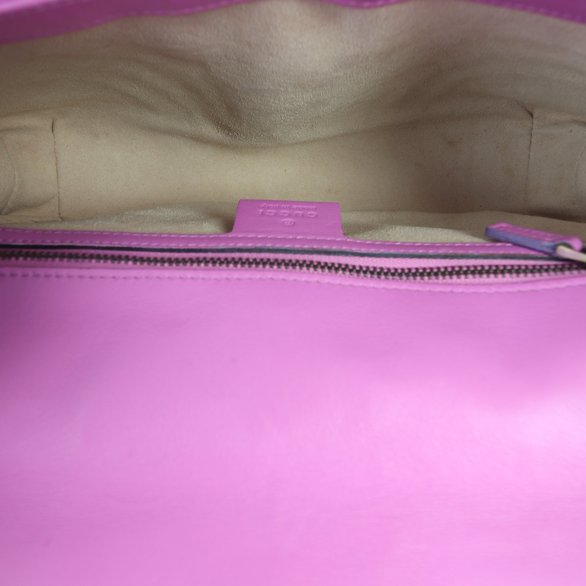 Gucci GG Marmont Matelasse Medium Shoulder Bag