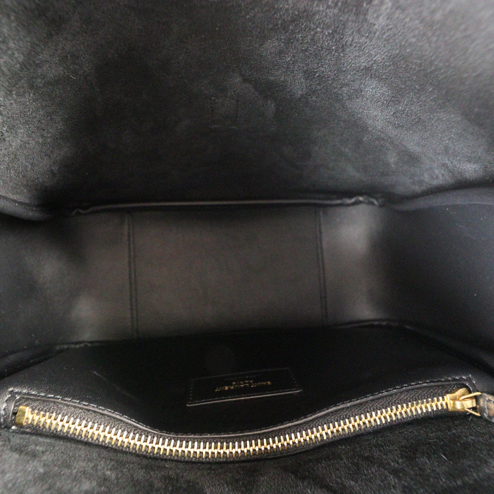Saint Laurent Le 5 a 7 Soft Small Shoulder Bag